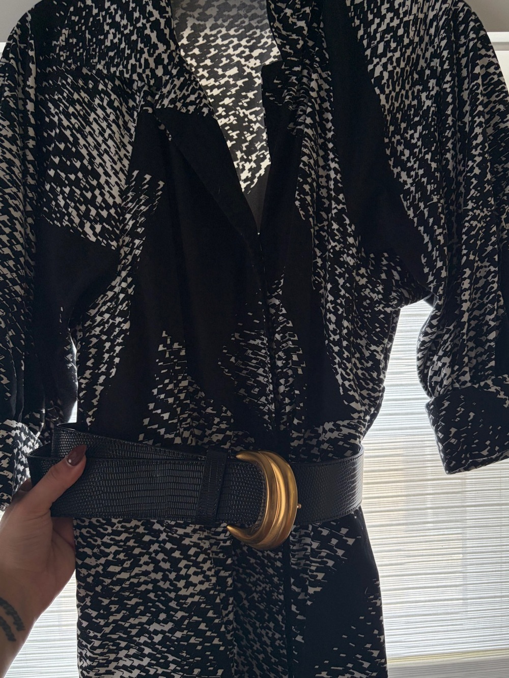 Donna Karan Black and White Patterned Belted Midi Dress - Picture 8 of 8